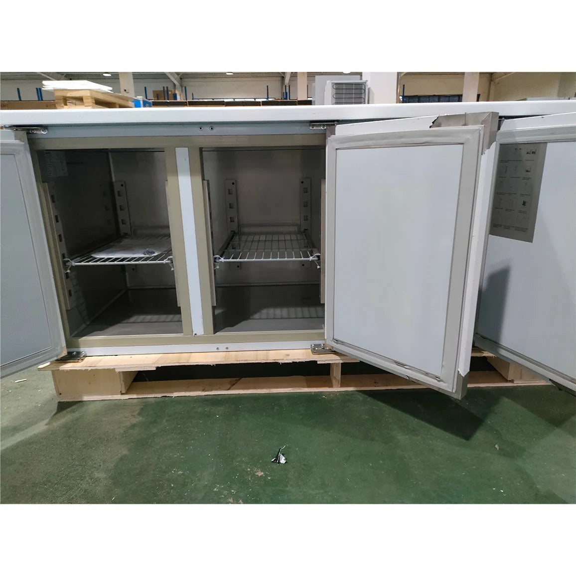 3 Door Refrigerated Counter with Backsplash - 346L